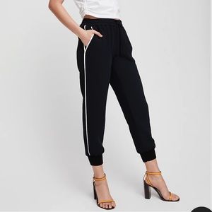 Wilfred Buffon Pants. Size M.